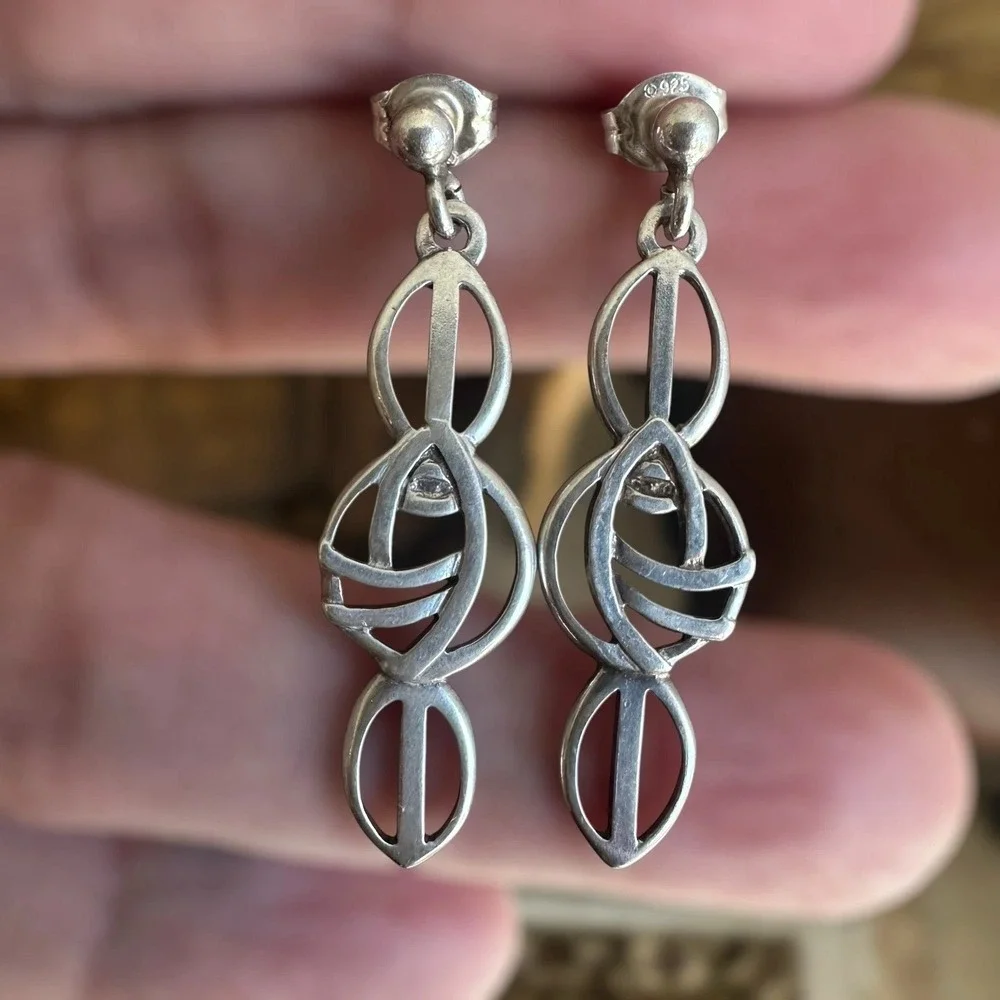 VTG CJL Carrick Celtic Stud‎ Dangle Earrings 1.375 Inch Scotland Sterling 2.7g